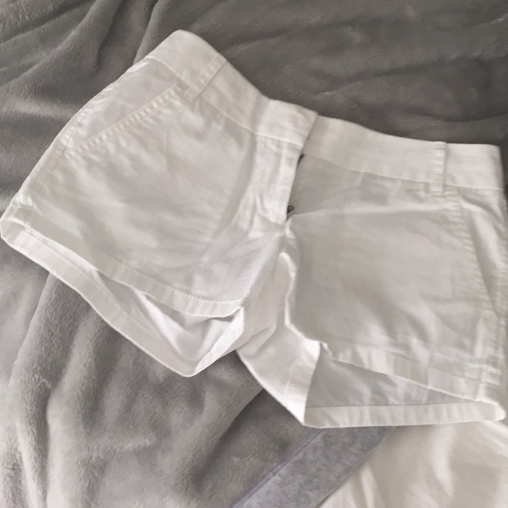 JCREW WHITE 3 INCH CHINO SHORTS NEVER WORN 00